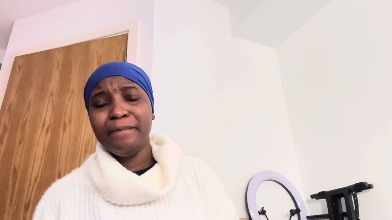 Mavis Dibs singing: Jesus is coming soon