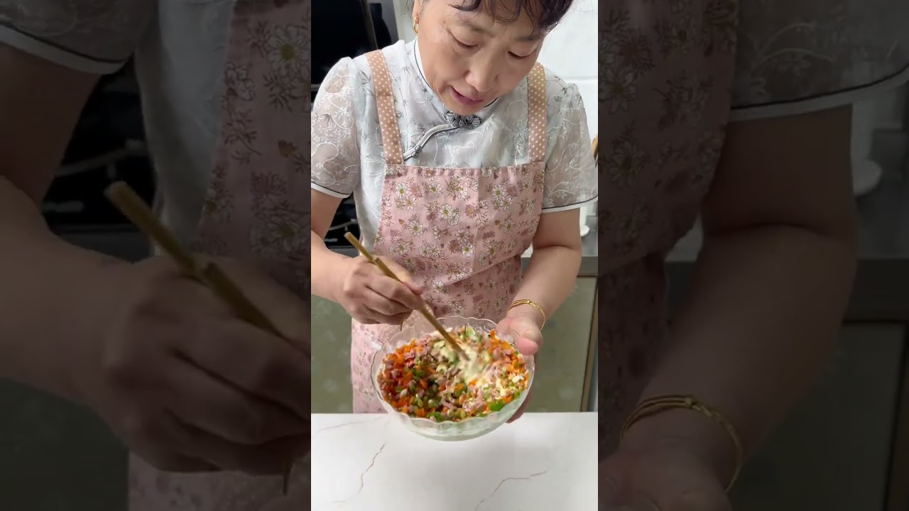 今天做一个全程手不用沾面的鸡蛋泡泡简单好吃，松软又有弹性#抖音美食推荐官 #美食 #我的厨房日记 #又香又酥又脆 #一起学做菜