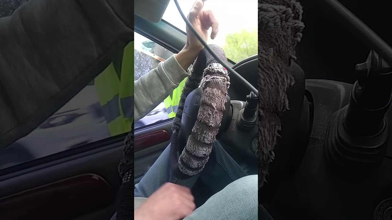 Водій показав, як поважати себе і закон!