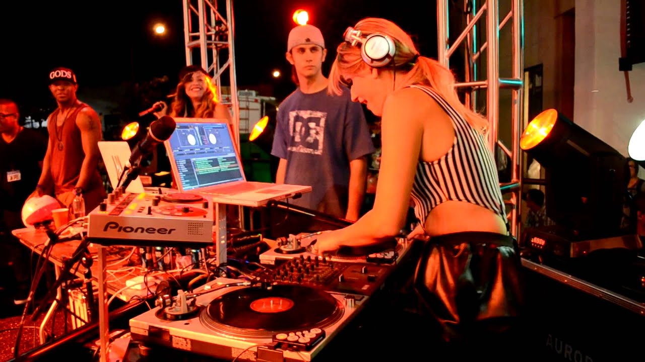 DJ LADY KATE AT XFEST 2012