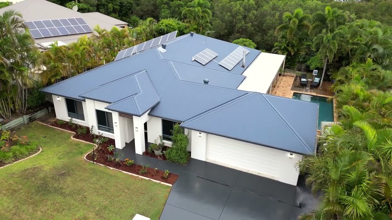 v5 8 Huxley Ct, Pacific Pines QLD 4211, Australia