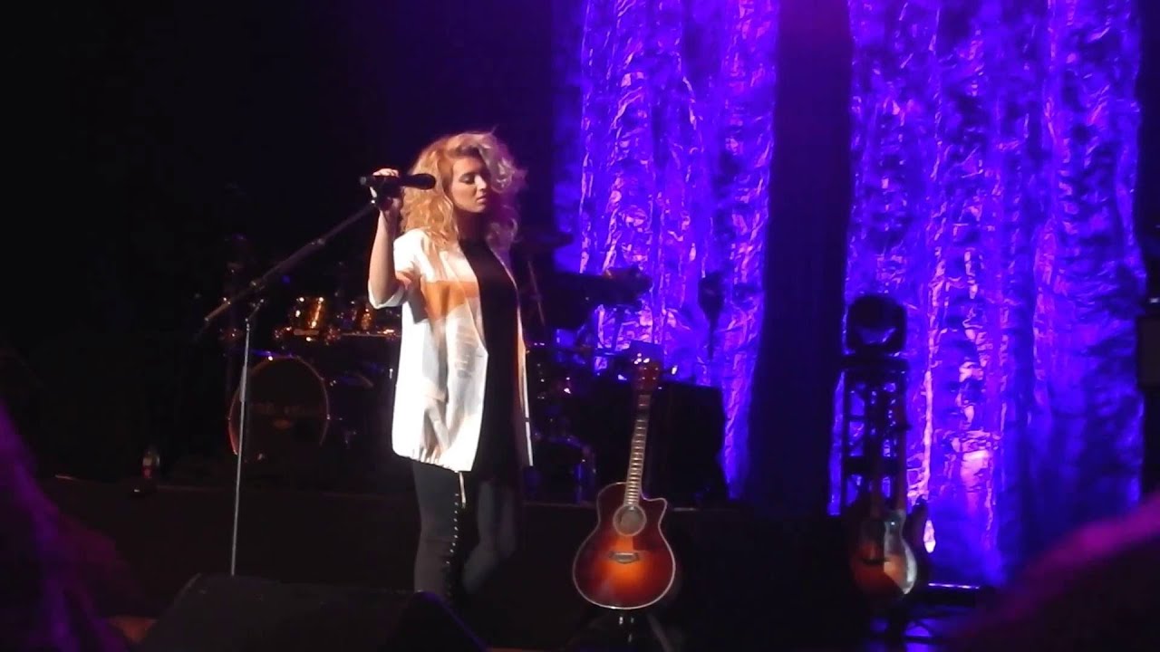 Tori Kelly 'When Doves Cry/ Purple Rain' Greek Theatre