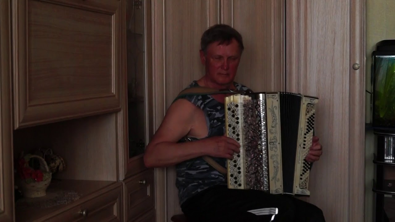 Виктор Гречкин (баян) - старинный вальс ''Разбитая жизнь''