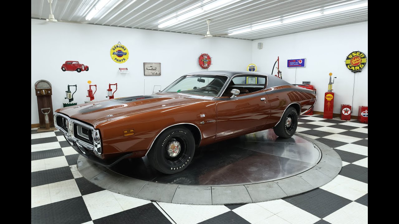 Dodge Charger Super Bee 1971 года продаётся в Kinion Classics
