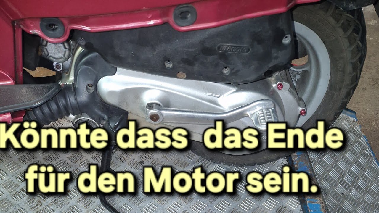 Teil 4 / Piaggio Vespa 125 ET4 / Könnte es ein Fataler Motorschaden sein / Wir öffen die Variomatik