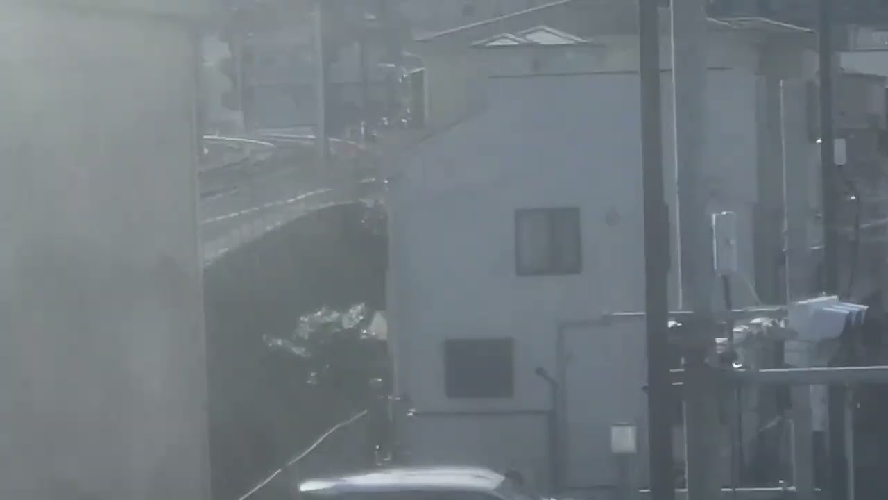 京成関屋駅〜千住大橋駅間を通過する京成3000形です。