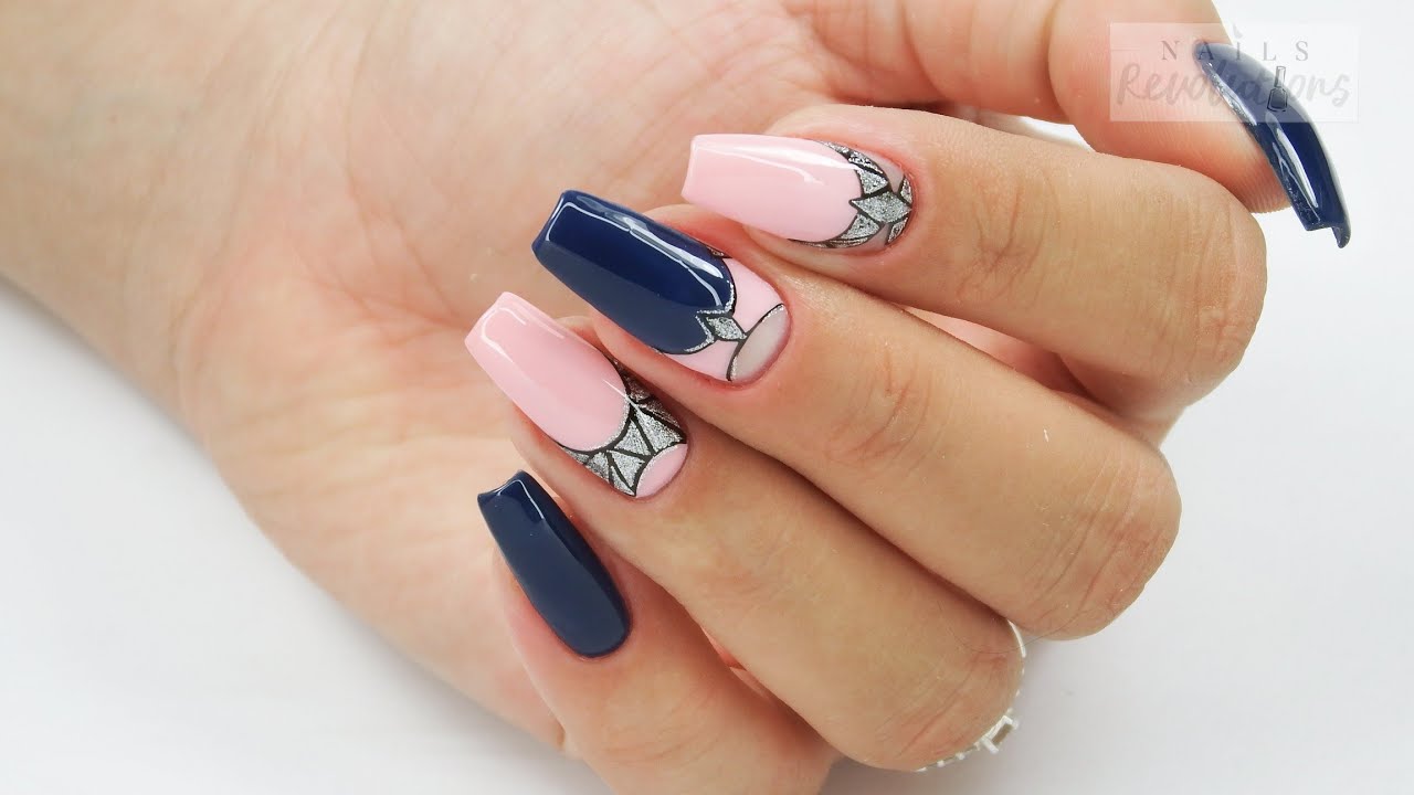 Geometric nails art tutorial / Charbonne