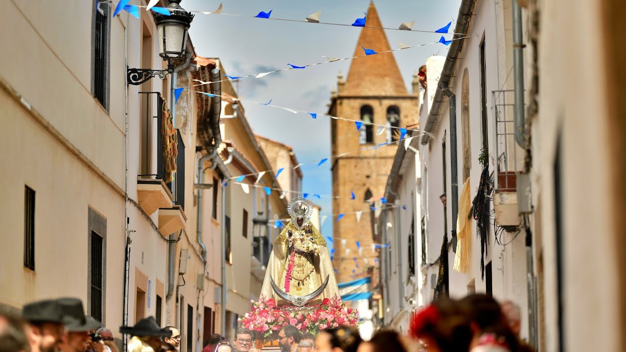 [4K] Procesión Guadalupe 2025 Cáceres. Día de Extremadura