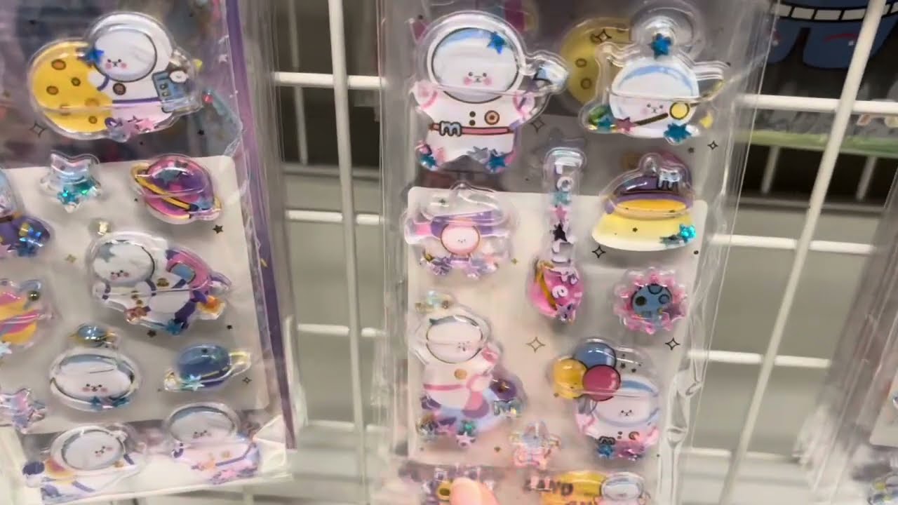 Mr. DIY geziyoruz. Biraz da okuduğum kitaplar, yeni sticker alışverişim 