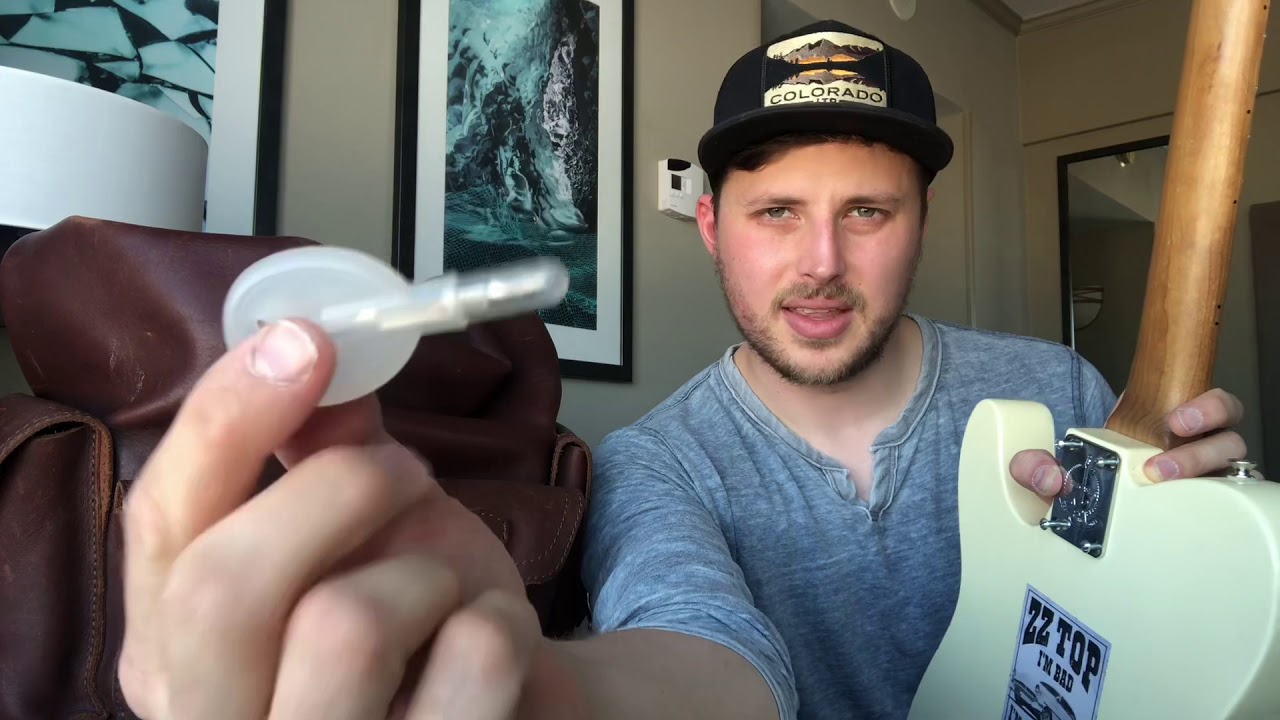 HOW I MAKE FLYING WITH A GUITAR SUPER EASY (Takedown Telecaster)