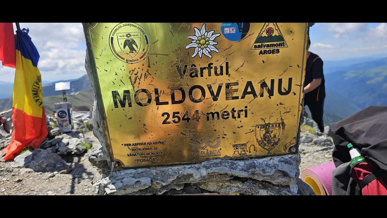 stana lui Burnei- vf. Vistea Mare - vf. Moldoveanu - vf. Galbena- lacul Galbena - stana lui Burnei