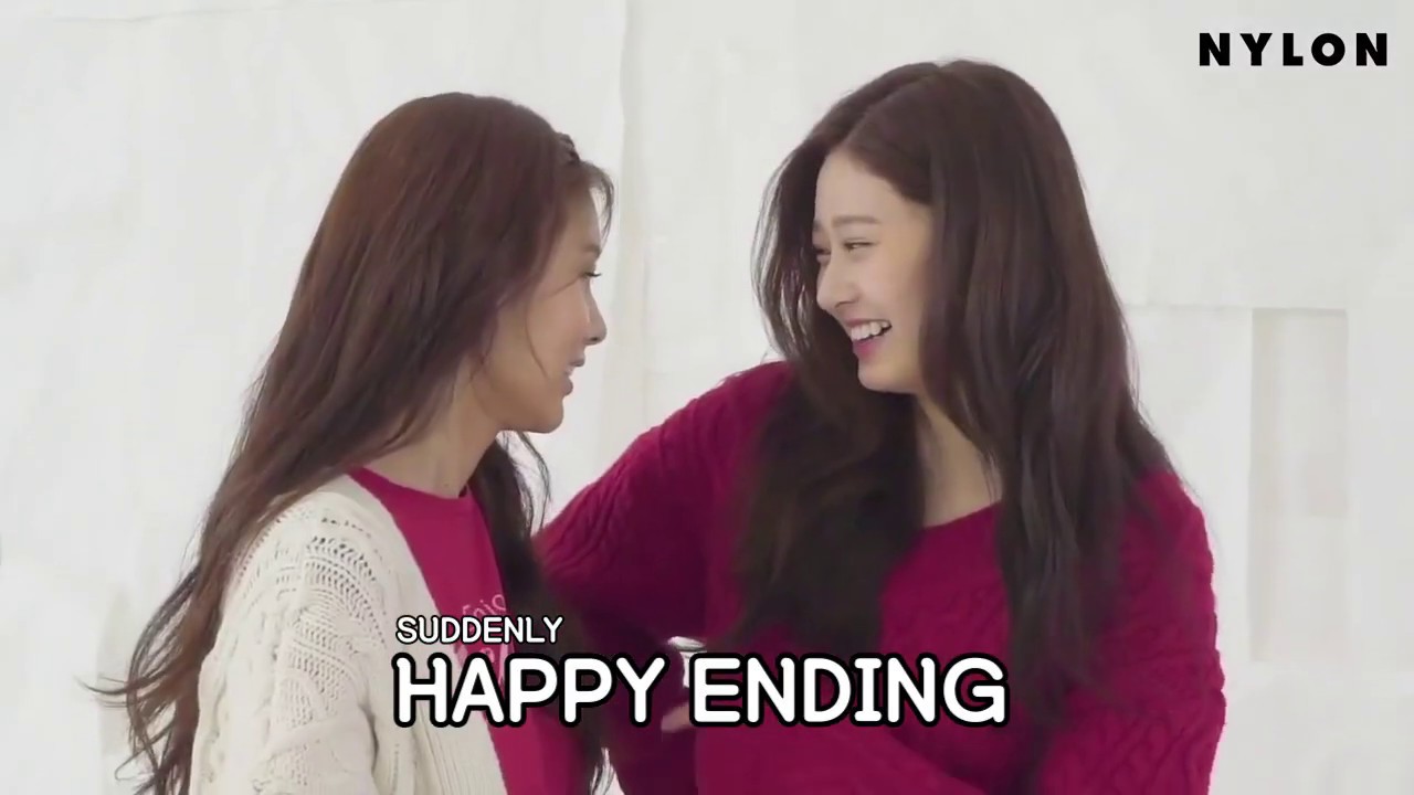 Just That Moment Kang Hyewon Cant Look at Kim Minju Eyes (Hyejoo Moments)