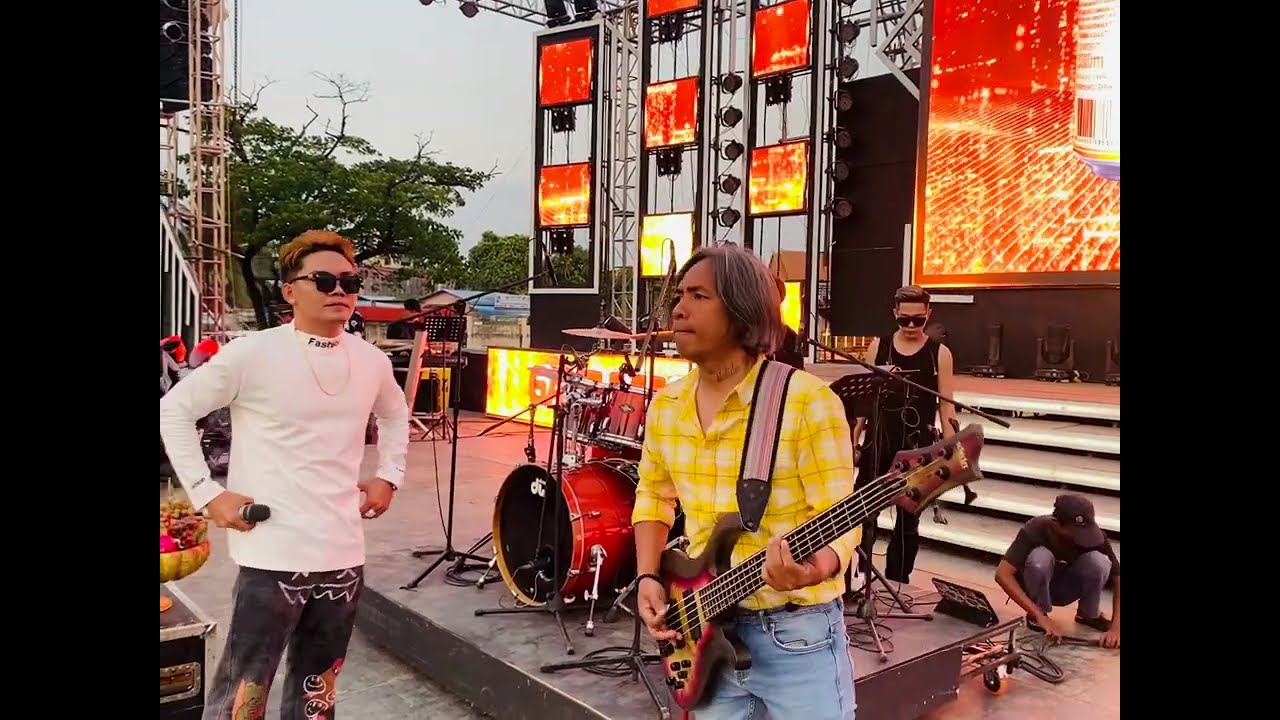ឈឺៗៗ - អ៉ីម ថៃ Cover ខេមរៈ សេរីមន្ដ / សូមជួន subscribe Channel ពន្លកមួយផង @Seyhadrum