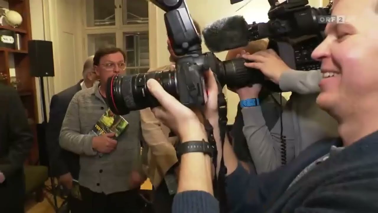 ORF 2 [HD] Seitenblicke (Society-Magazin) 14. November 2023
