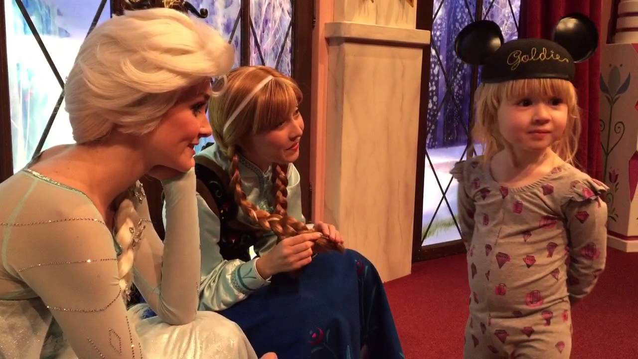 Meeting Anna and Elsa