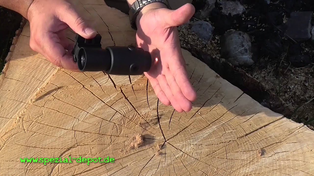 Feuer mit Sonnenlicht - Feuermachen mit einer Lupe (Fernglas, Brennglas, Brennpunkt, Frensnel)
