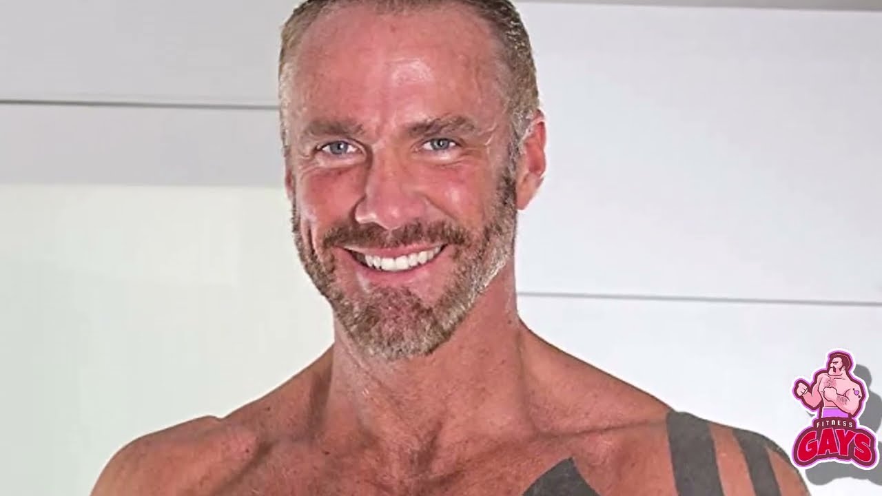 Dallas Steele -  The Most Wanted Daddy Gay Actor From Reporter To Gay Star!