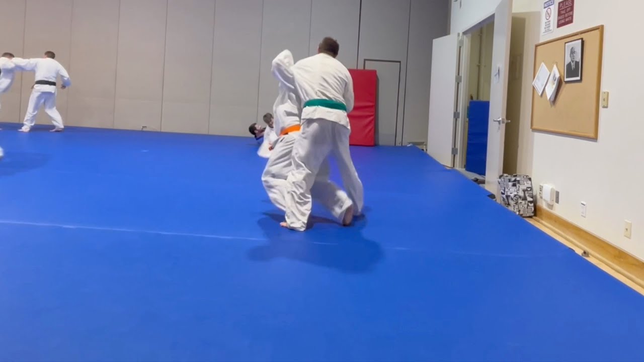 Judo Randori Green Belt v Orange Belt Middleweight