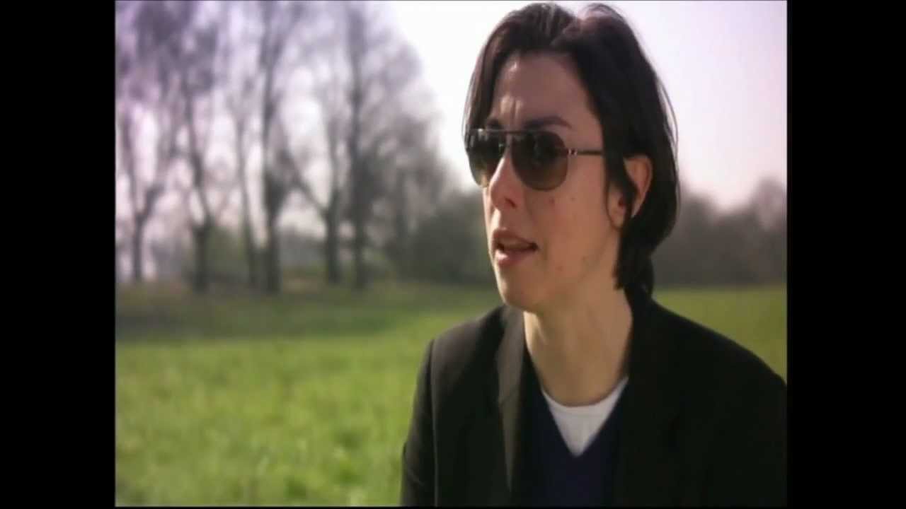 First Love - Sue Perkins I.wmv