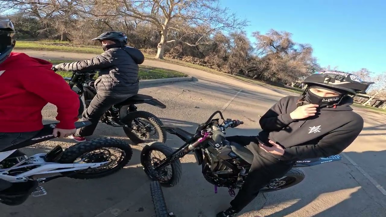 come on a chill ride w me