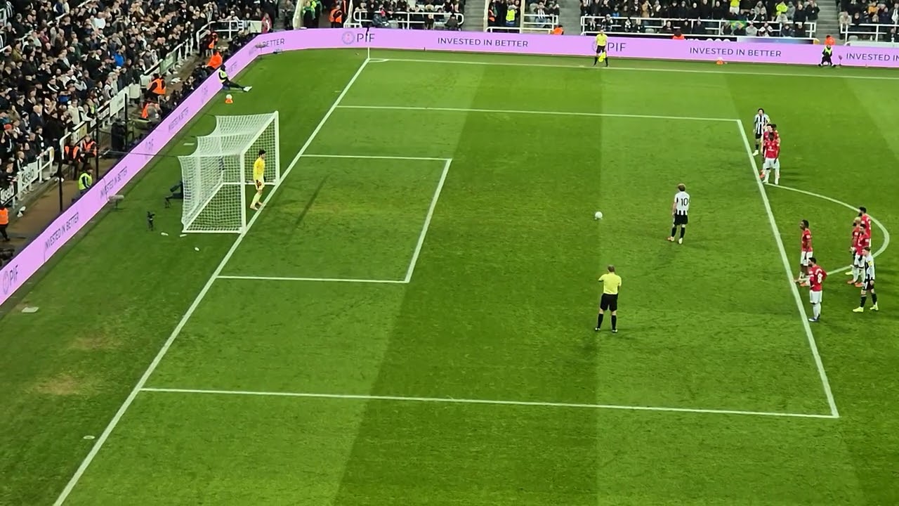 Gorden penalty against Manchester United 04 03 2026