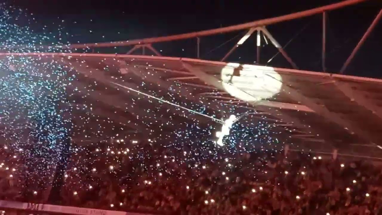 Pink - So What (Live at University of Bolton Stadium Summer Carnival Tour 8 June)
