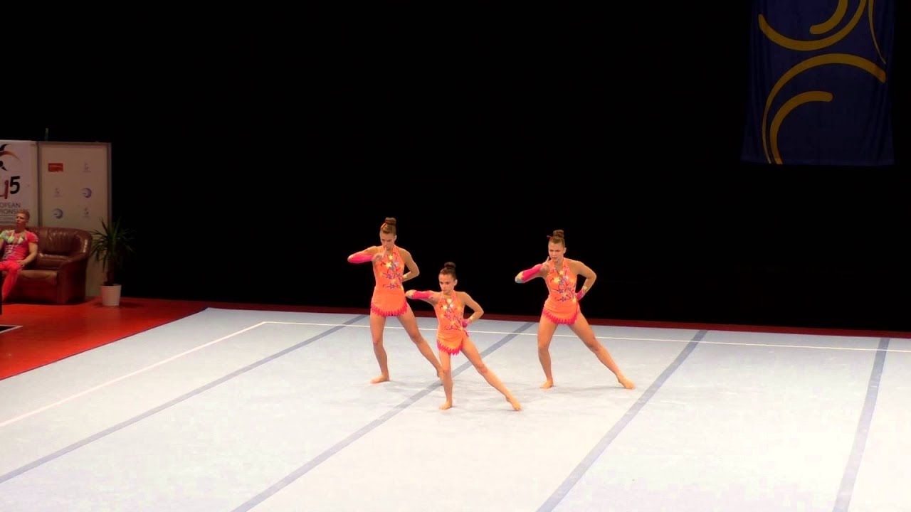 EAGC 2015   125   PnB   Age 12 18   WG   BEL1   Dyn   GILSON, STRUYE & LAUREYS