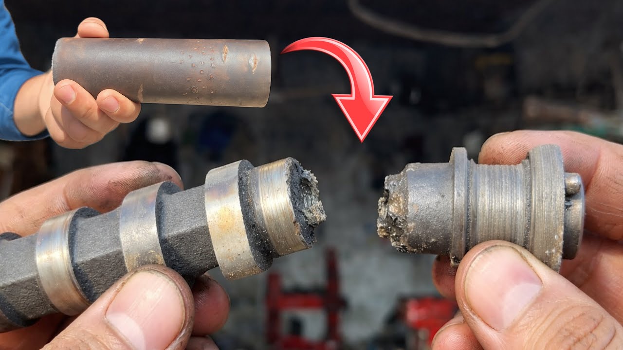 Skilled Mechanic Repairs Broken Camshaft by Using Half Piece Method