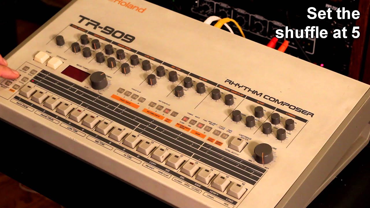 TR-909 ''Revolution 909'' pattern programming
