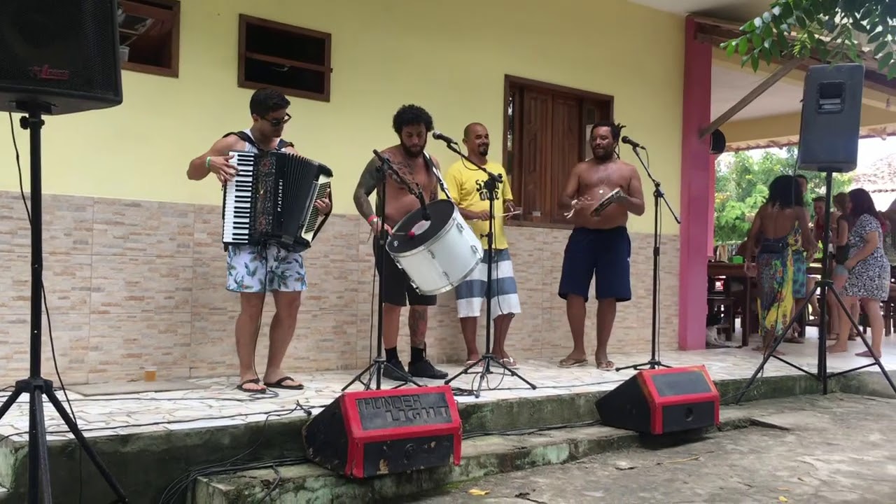 Homenagem ao mestre Camarão - Festejo e Canhoto - Padaria Itaúnas Reveillon 2019