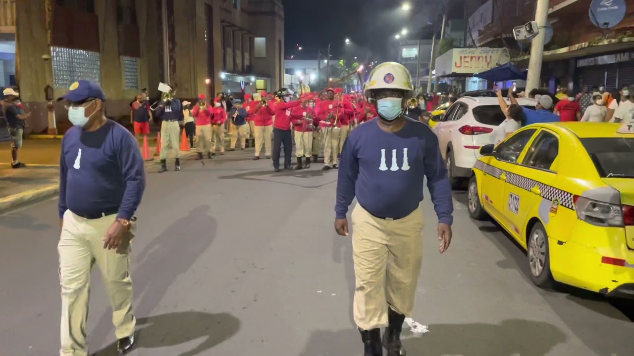 #1- Desfile de Antorchas, 27 de Nov. 2021 - Banda de los Bomberos de Colón.
