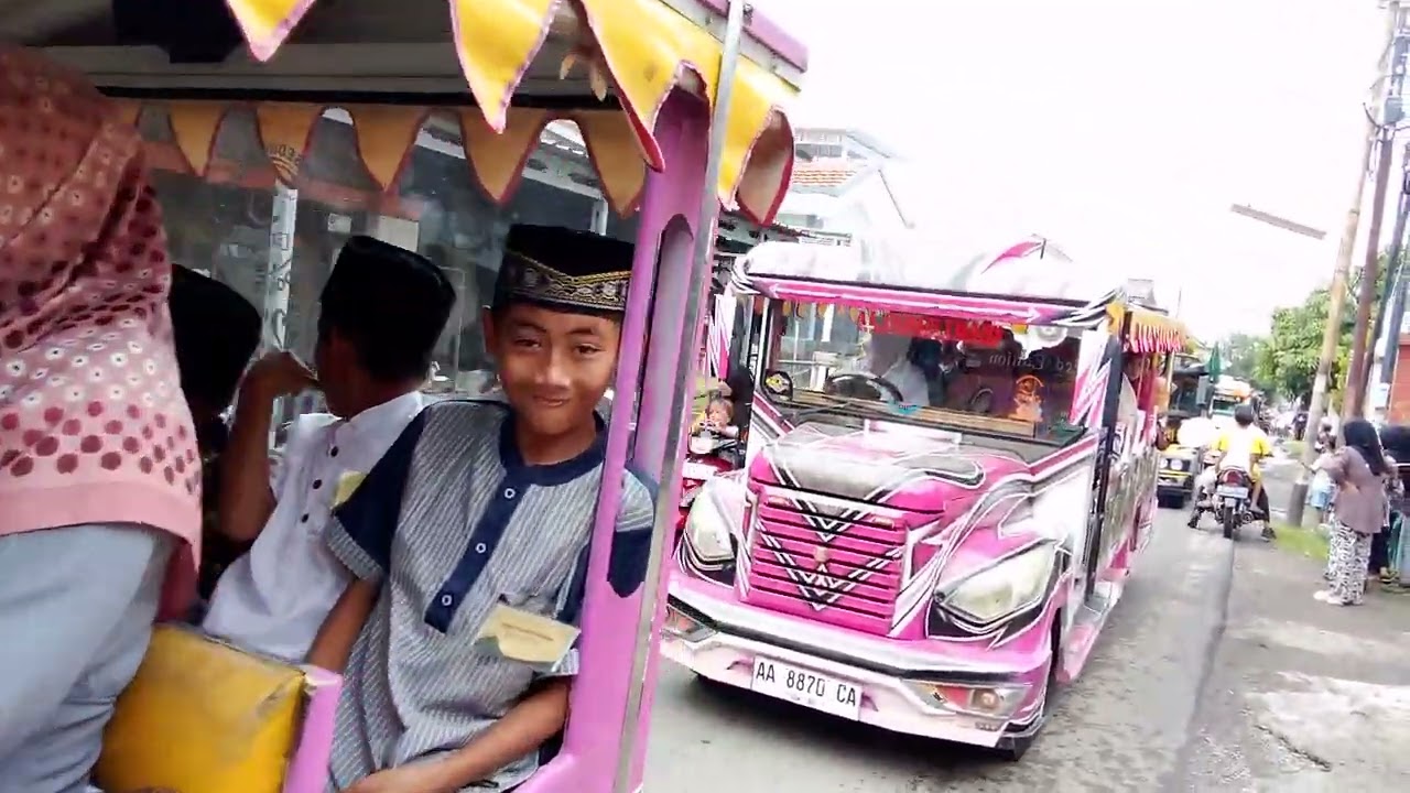 PAWAI TA'ARUF DESA SIDAKATON DUKUHTURI TEGAL