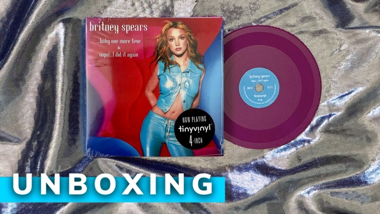 Britney Spears - Baby One More Time / Oops I did it again (Target Vinyl Single 4”) | UNBOXING