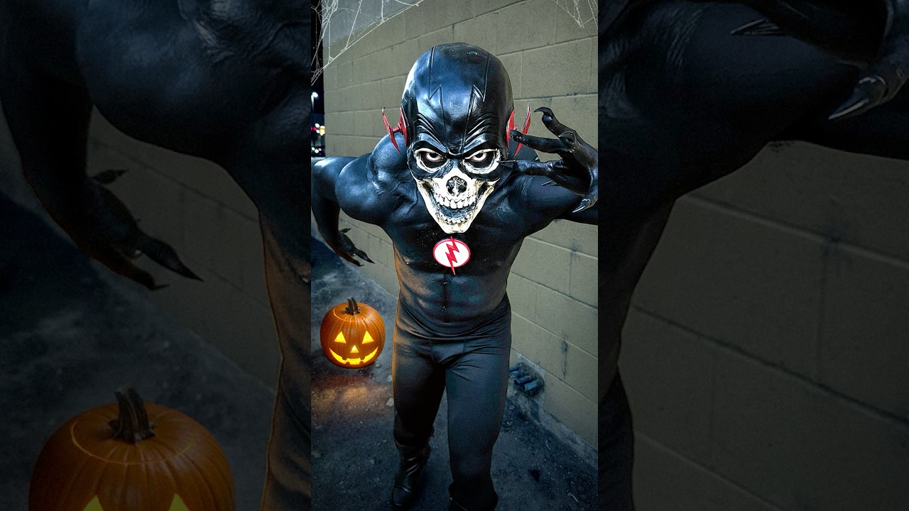 Racing Fans As BLACK FLASH! ⚡️ 💨