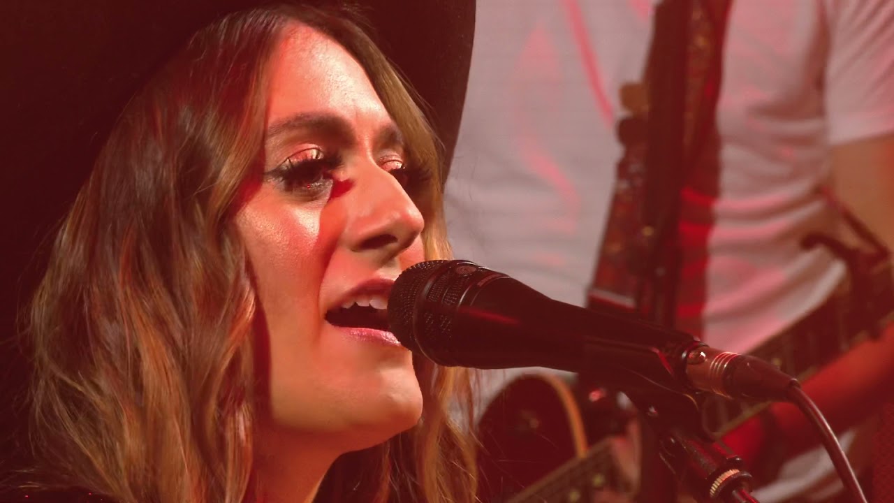 Alyssa Bonagura - New Wings (Live from Liverpool at Adlib)