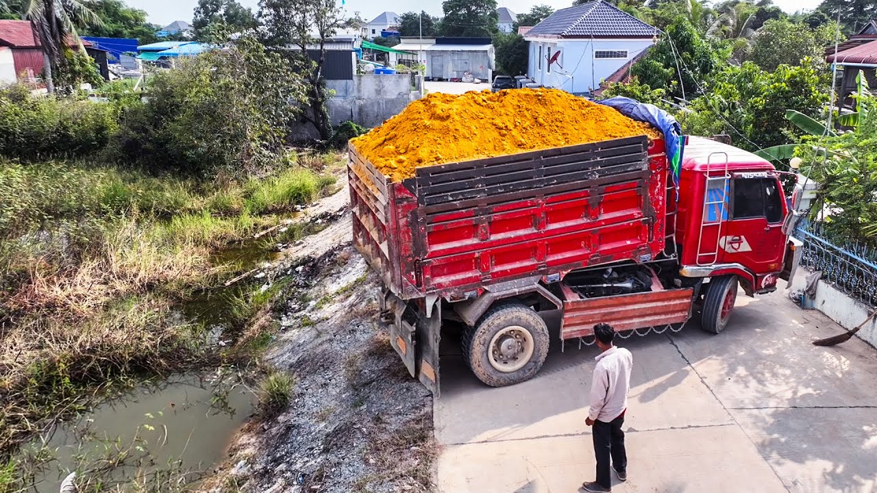 Full Processing Filling Up The Land, Complete 100% Landfill Delete Flooded Area By Komat'su D20P