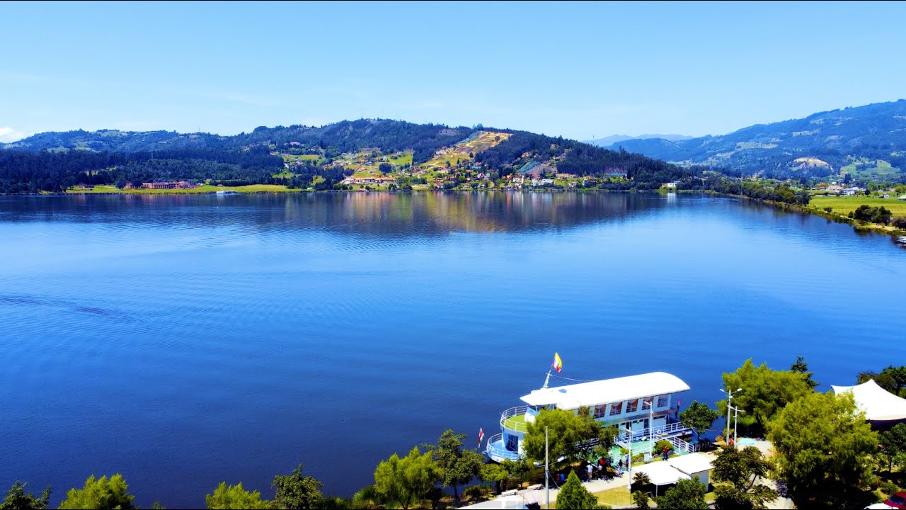 Recorrido A&eacute;reo Por Paipa y Su Lago Sochagota