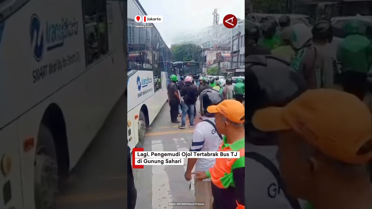 Diduga Terobos Lampu Merah, Ojol di Gunung Sahari Tertabrak Bus Transjakarta