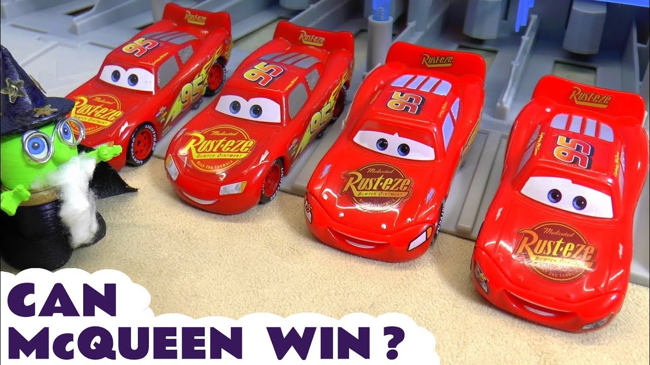 Cars Lightning McQueen 8 Lane Racing with Funny Funlings Wizard Funling TT4U