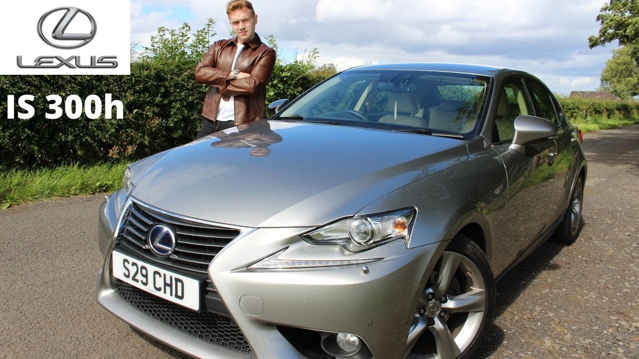 Lexus IS 300h Premier Review | CarsofGlasgow