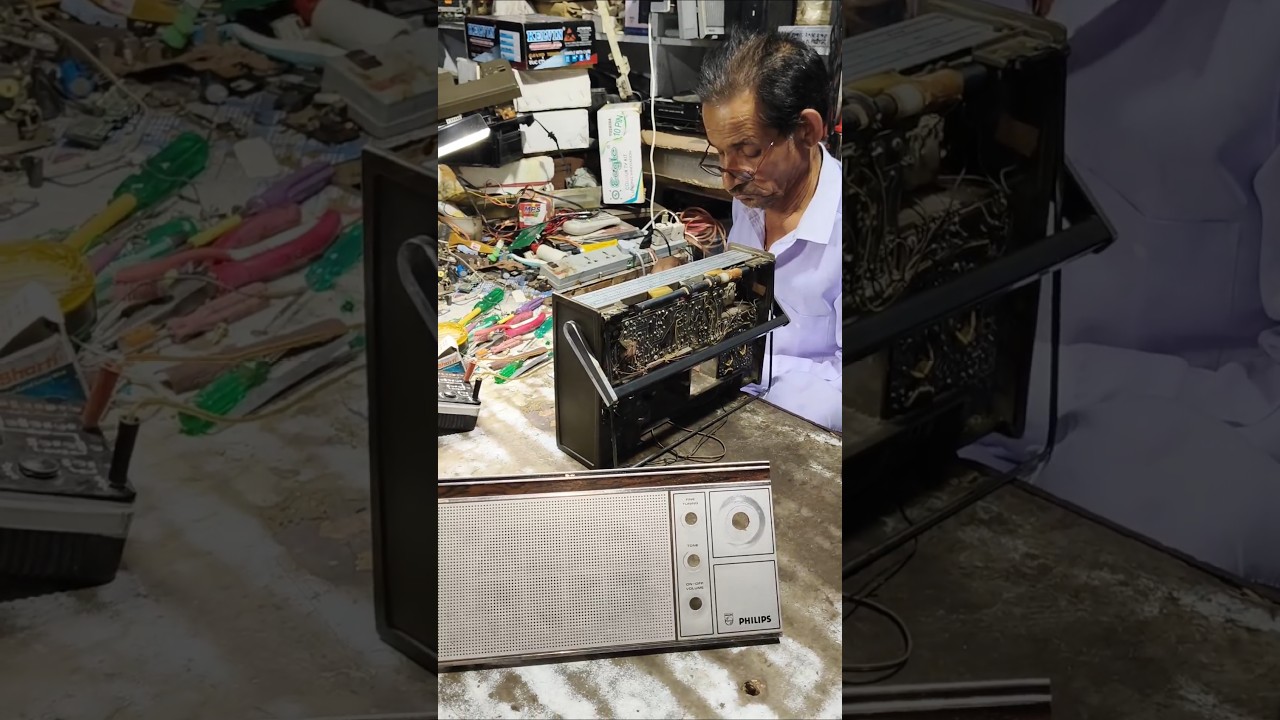Philips Transistor Radio Repairing Centre Shop 