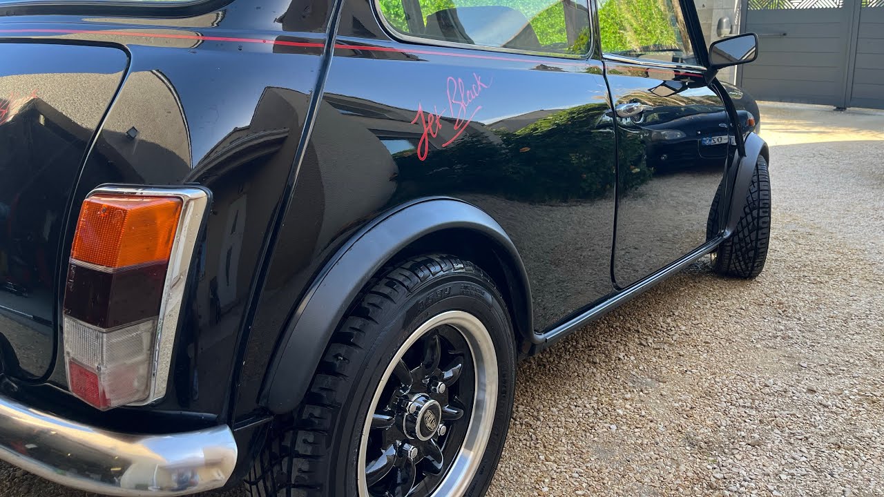 Redémarrage austin mini jet-black après une année sans rouler !