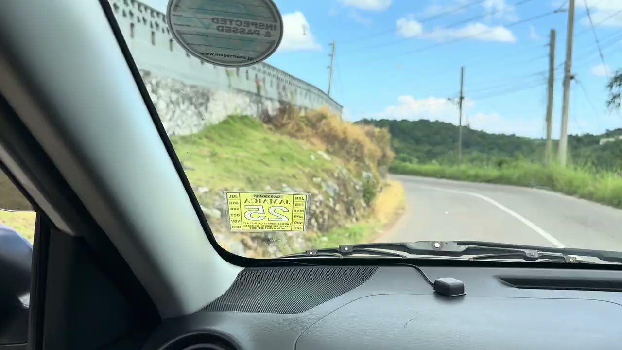 Jamaican TAXI DRIVER SINGS PRAISE&WORSHIP SONGS while traveling up the valley.