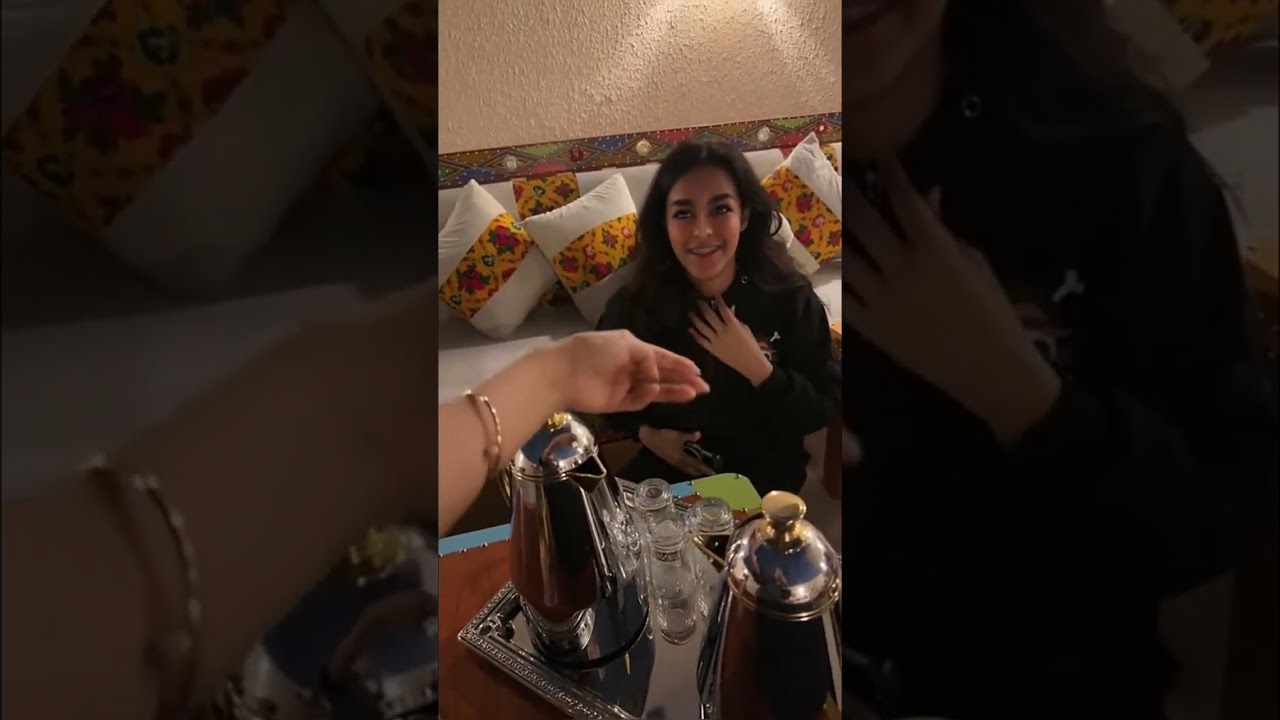 سنابات انتصار الشريف |شنيني مستكنه اليوم و تغني😂