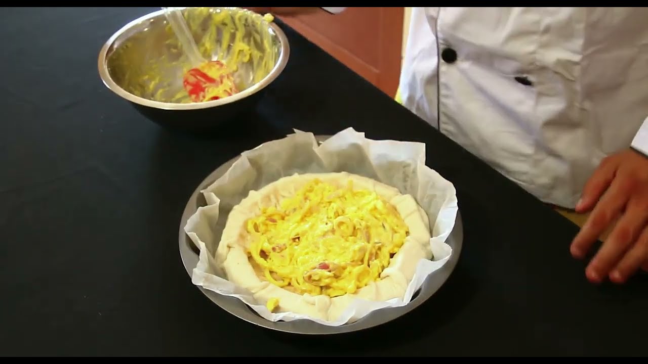 TORTA CORNICIONE ALLA CIPOLLA