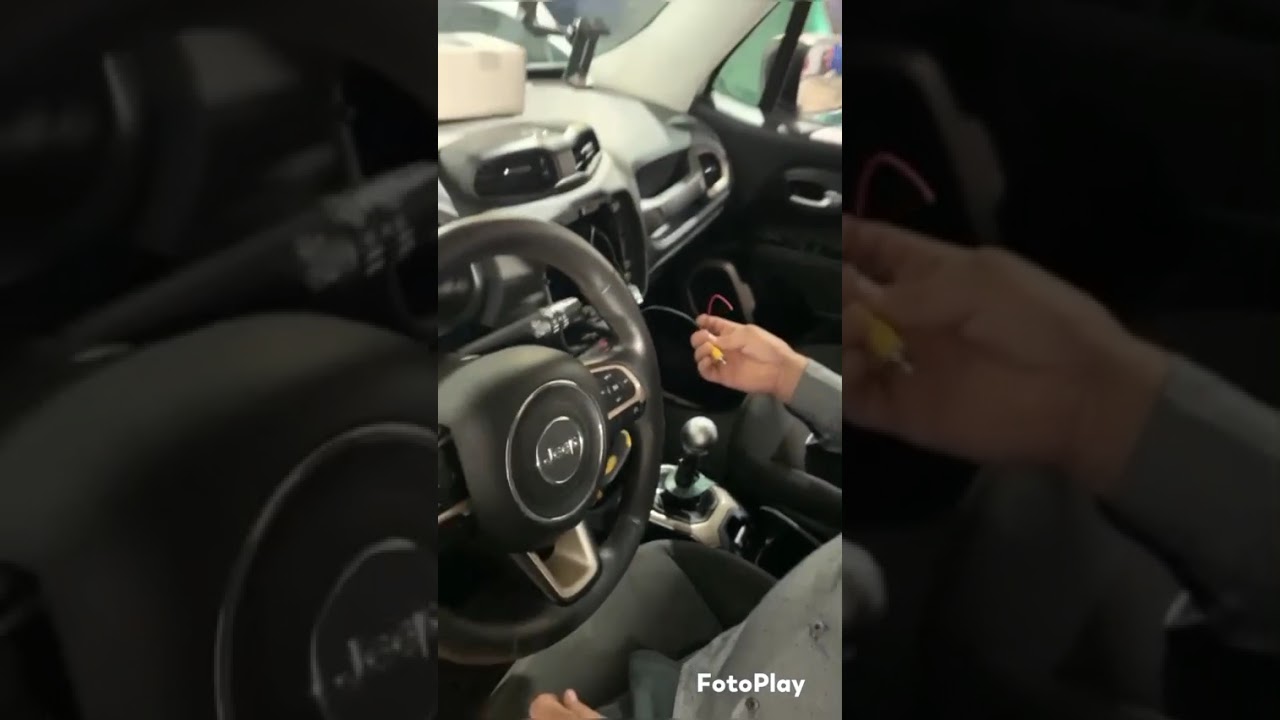 Instalação kit multimídia com câmera de ré