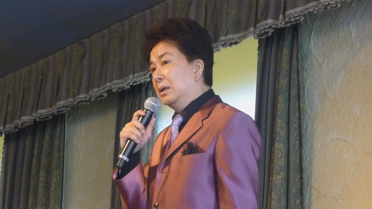 吉田正音楽記念館で三田明さんの企画展開幕　コンサートも