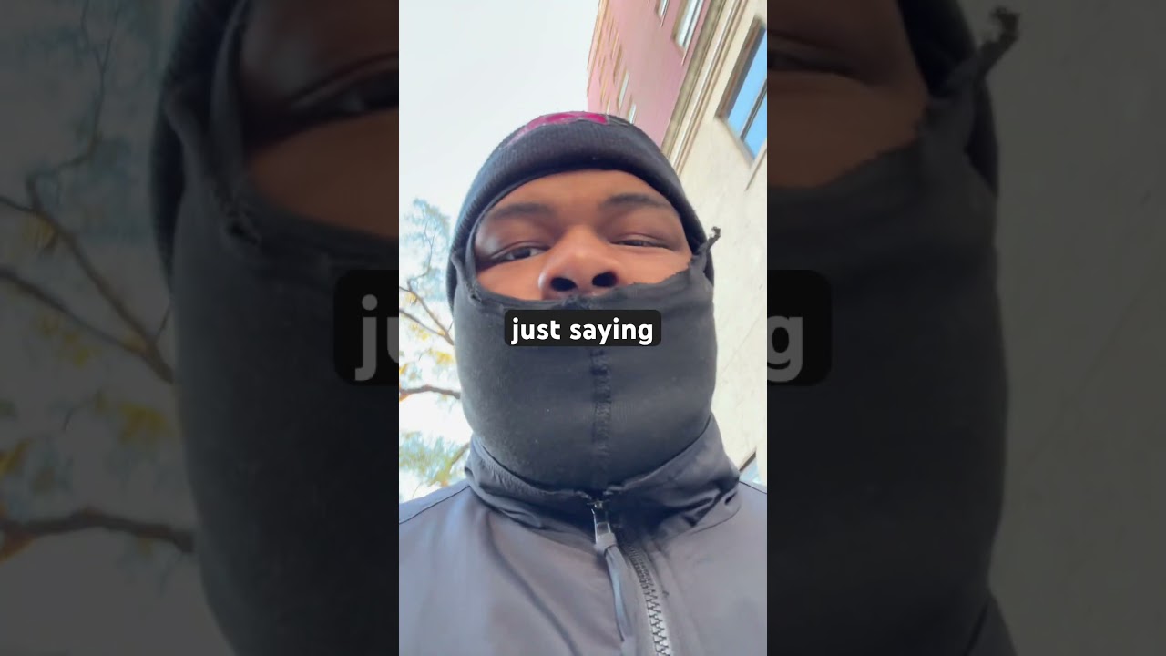 Кто ещё мерзнет на работе? Кажется, здесь 20 градусов🤦🏾‍♂️ 