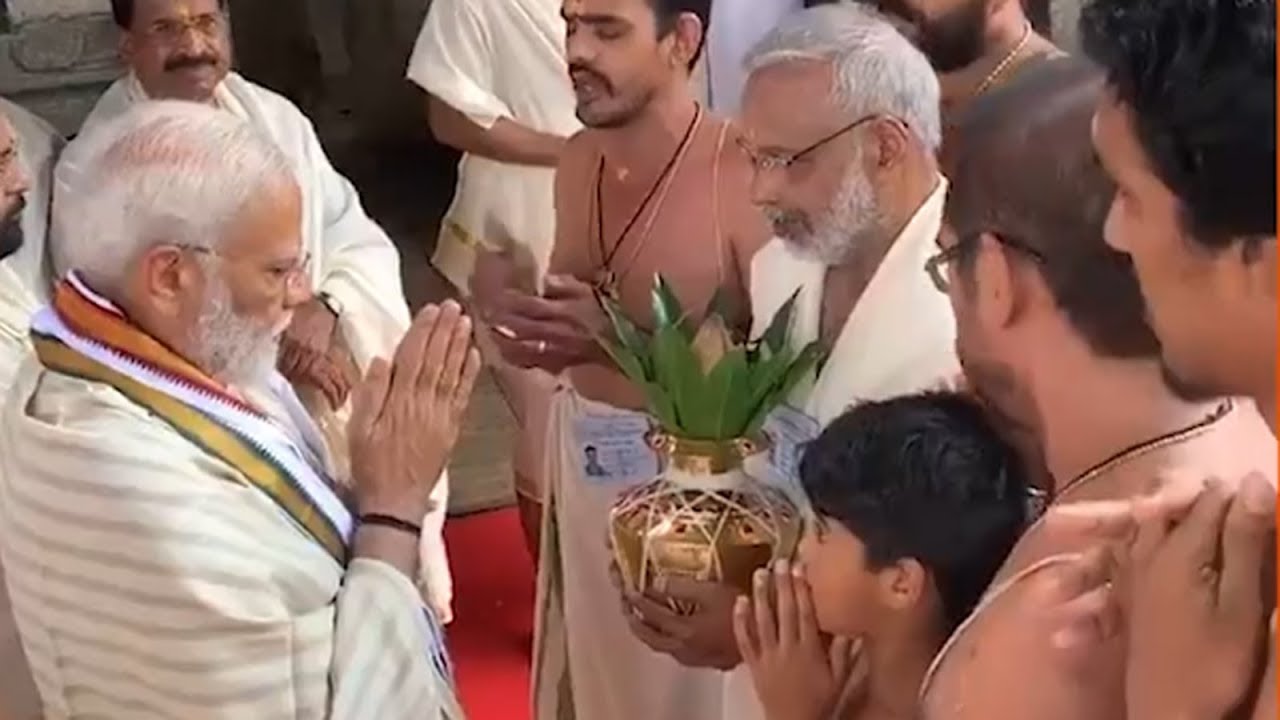 PM Narendra Modi offers prayers at Lord Krishna Temple in Kerala's Guruvayur