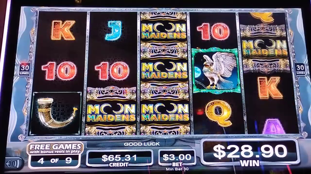 $3 moon maidens Winstar at the fountain near Toby Keiths